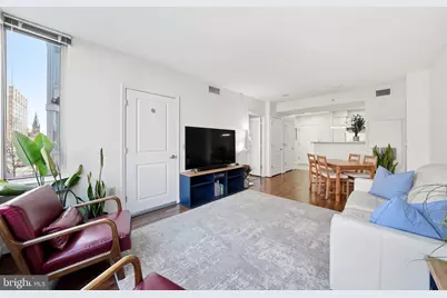 555 Massachusetts Avenue NW #311, Washington, DC 20001 - Photo 3