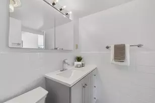 4201 Cathedral Ave NW, Washington, DC 20016 - Photo 23