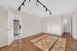 4201 Cathedral Ave NW, Washington, DC 20016 - Photo 31