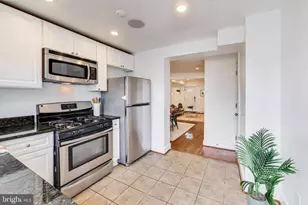 826 Delafield Pl NW, Washington, DC 20011 - Photo 9