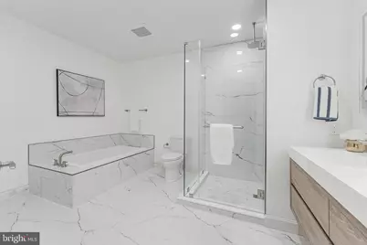 215 I Street NE #401, Washington, DC 20002 - Photo 27