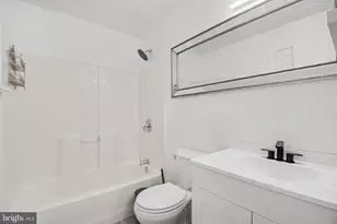 219 P St NW, Washington, DC 20001 - Photo 27