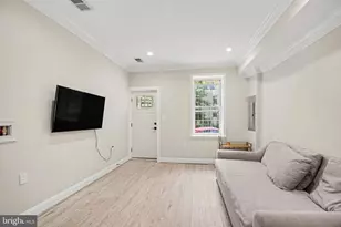 219 P St NW, Washington, DC 20001 - Photo 15