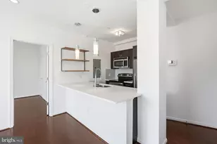 329 Rhode Island Ave NE, Washington, DC 20002 - Photo 9