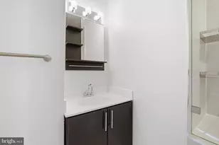 329 Rhode Island Ave NE, Washington, DC 20002 - Photo 23