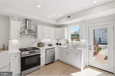 1739 Independence Avenue SE, Washington, DC 20003 - Photo 13