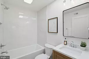 1739 Independence Ave SE, Washington, DC 20003 - Photo 27