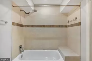 1620 Corcoran St NW, Washington, DC 20009 - Photo 17