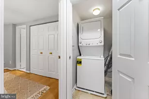 1124 25th St NW, Washington, DC 20037 - Photo 17