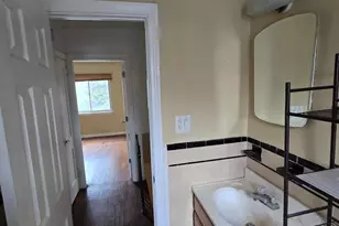 201 34th St NE, Washington, DC 20019 - Photo 9