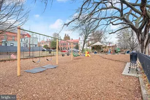 2605 O St NW, Washington, DC 20007 - Photo 17