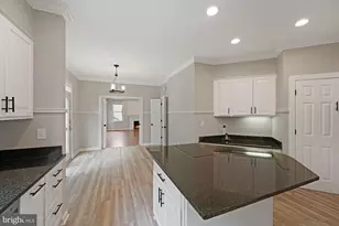 5108 Warren Pl NW, Washington, DC 20016 - Photo 9