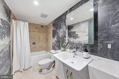 1401 Church Street NW #120, Washington, DC 20005 - Photo 17