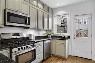 1519 North Carolina Ave NE, Washington, DC 20002 - Photo 9