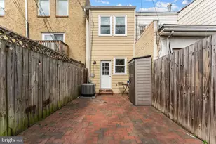 1519 North Carolina Ave NE, Washington, DC 20002 - Photo 23