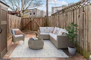 1519 North Carolina Ave NE, Washington, DC 20002 - Photo 15