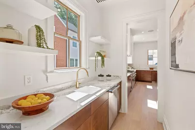 5022 Cathedral Avenue NW, Washington, DC 20016 - Photo 17