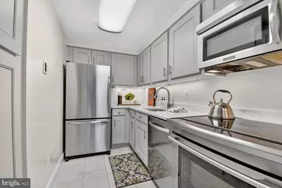 3225 Grace Street NW #101, Washington, DC 20007 - Photo 9