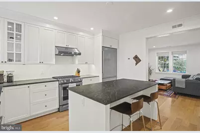 1920 35th Street NW, Washington, DC 20007 - Photo 7