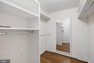 2510 Virginia Ave NW, Washington, DC 20037 - Photo 21