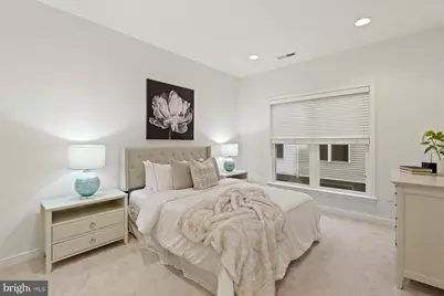 1022 3rd Place SE, Washington, DC 20003 - Photo 11