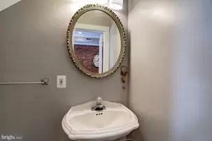 1016 G St SE, Washington, DC 20003 - Photo 25