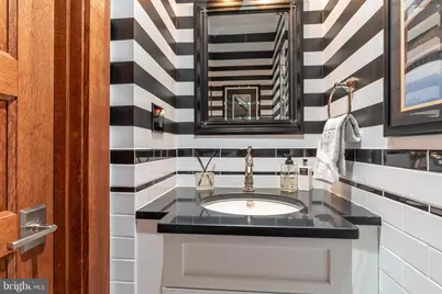 1737 Church Street NW, Washington, DC 20036 - Photo 17