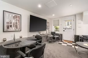 1737 Church St NW, Washington, DC 20036 - Photo 49