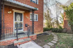 513 Hilltop Terrace SE, Washington, DC 20019 - Photo 3