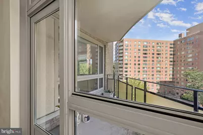 4101 Cathedral Avenue NW #910, Washington, DC 20016 - Photo 7