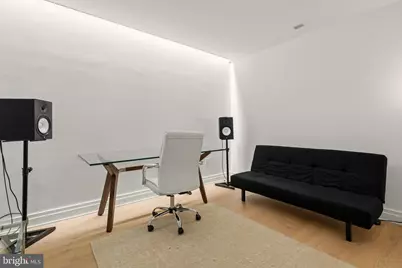 2501 M Street NW #306, Washington, DC 20037 - Photo 21