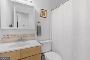 226 5th St SE, Washington, DC 20003 - Photo 17