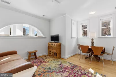 226 5th Street SE #102, Washington, DC 20003 - Photo 5