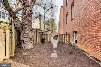 1441 Euclid Street NW #105, Washington, DC 20009 - Photo 17