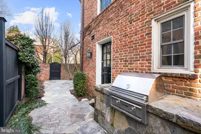 1698 32nd Street NW, Washington, DC 20007 - Photo 25