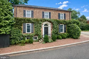 1698 32nd St NW, Washington, DC 20007 - Photo 1