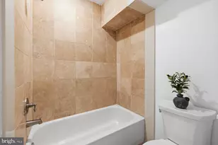 642 15th St NE, Washington, DC 20002 - Photo 29