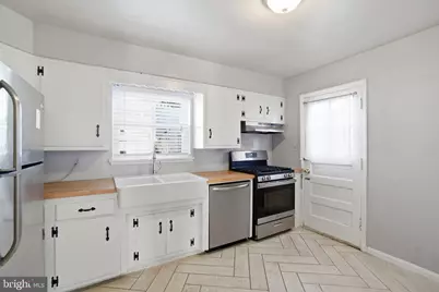 5331 42nd Place NW, Washington, DC 20015 - Photo 11