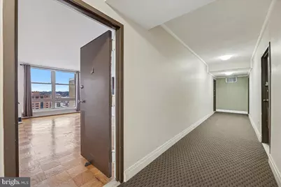 1260 21st Street NW #1009, Washington, DC 20036 - Photo 3