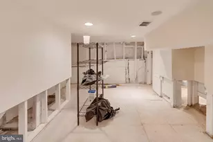 4243 Dix St NE, Washington, DC 20019 - Photo 37