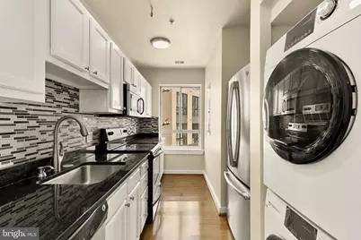 5885 Colorado Avenue NW #204, Washington, DC 20011 - Photo 9