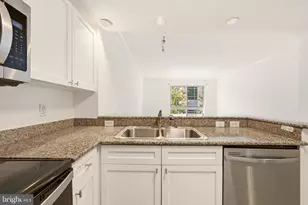 777 7th St NW, Washington, DC 20001 - Photo 7