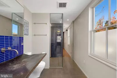 721 D Street NE, Washington, DC 20002 - Photo 21