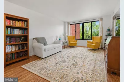 3114 Wisconsin Avenue NW #302, Washington, DC 20016 - Photo 3