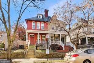 1006 Otis Pl NW, Washington, DC 20010 - Photo 3