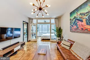 1 Scott Cir NW, Washington, DC 20036 - Photo 7