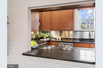 3308 Cathedral Avenue NW, Washington, DC 20008 - Photo 9