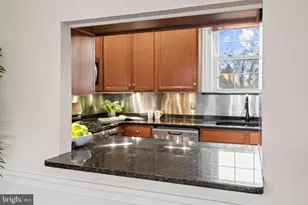 3308 Cathedral Ave NW, Washington, DC 20008 - Photo 9