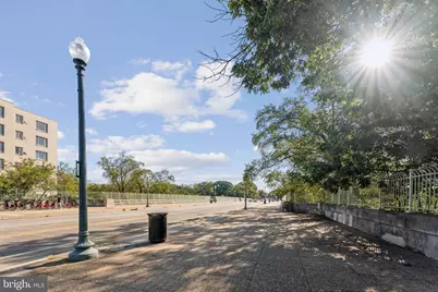 2501 Calvert Street NW #701, Washington, DC 20008 - Photo 29