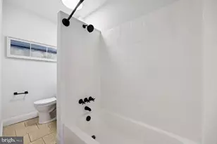 606 Hamilton St NW, Washington, DC 20011 - Photo 19